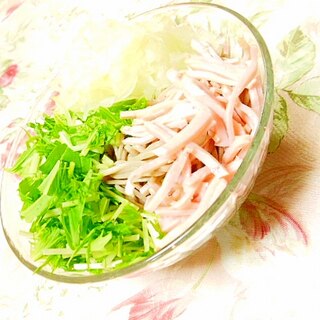 ❤水菜と新玉葱とハムのぶっかけ蕎麦❤